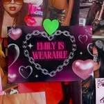 @emilyiswearable profile picture