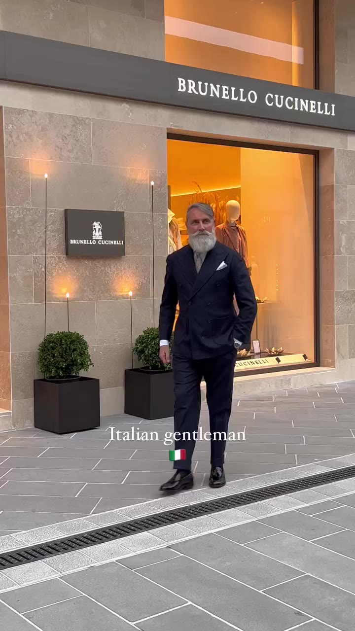 Forte dei marmi tuscany Italy 🇮🇹 Suit master Taylor @micheleandshin Shoes…