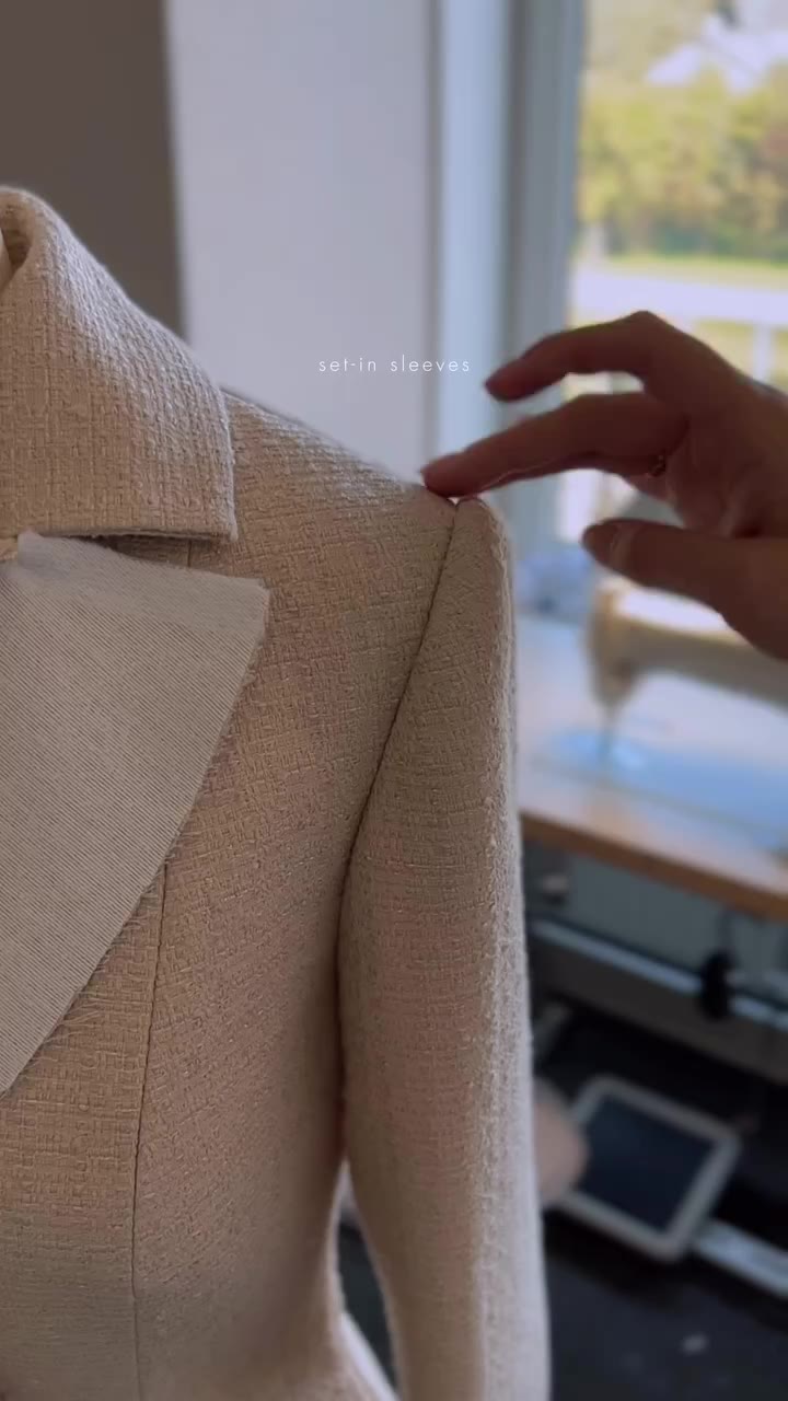 Don’t be afraid of set-in sleeves! Here’s a quick guide on how I make them for…