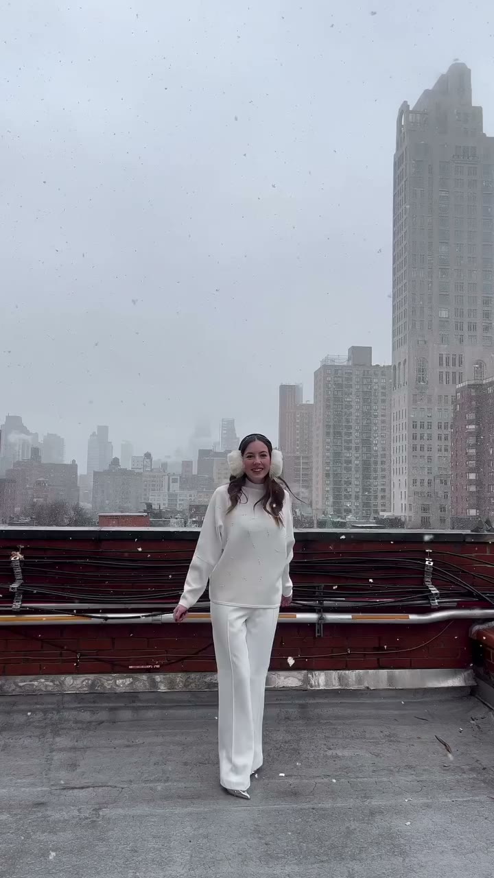 NYC snow meets Tahari Winter Whites❄️ #tahari #style #winterootd…