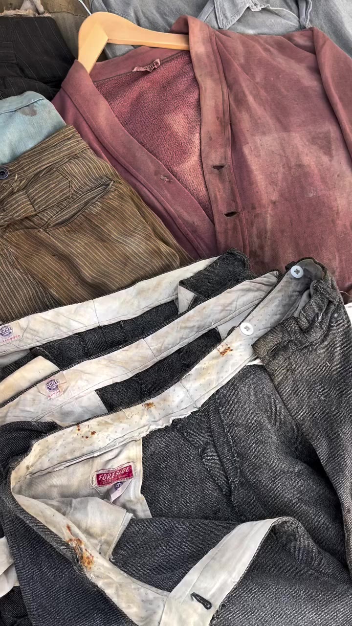 Rose Bowl Tomorrow. Booth 3841 White Section. See ya at 9 AM sharp 🤠 500+ new…