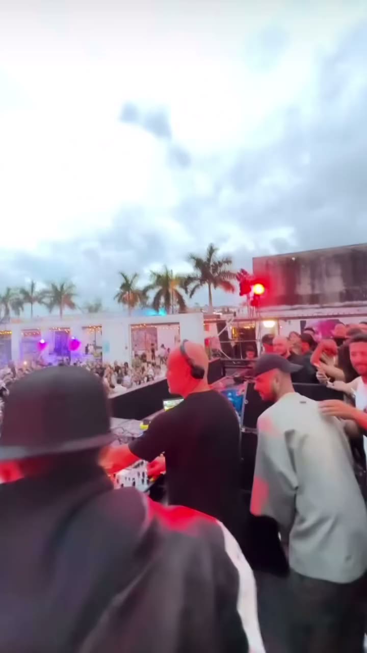 The Doctor b2b @themartinezbros 🇺🇸 Music On - Miami Music Week 🌴…