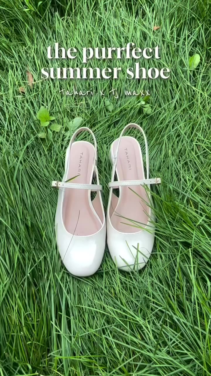 PURfection🐾 #tahari #summerstyle #footwear