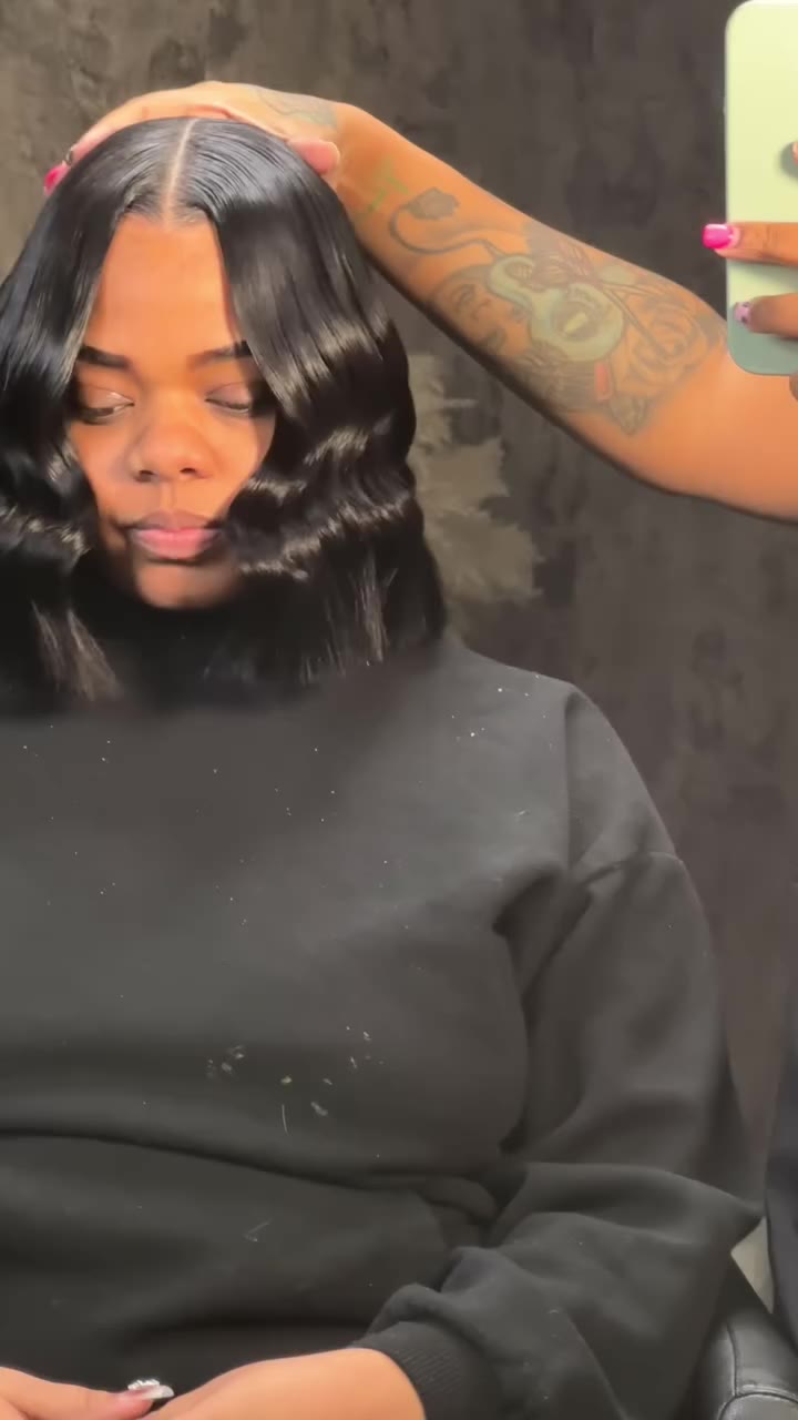 Trying something new Beach Wave Blunt Cut 💚 Why haven’t you booked? Dec…
