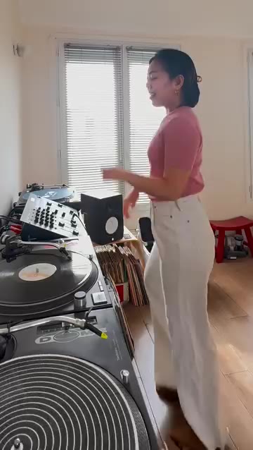 Now let me see you work 🫵🏼 Pulsing basslines, hypnotic vocal loops, and that…