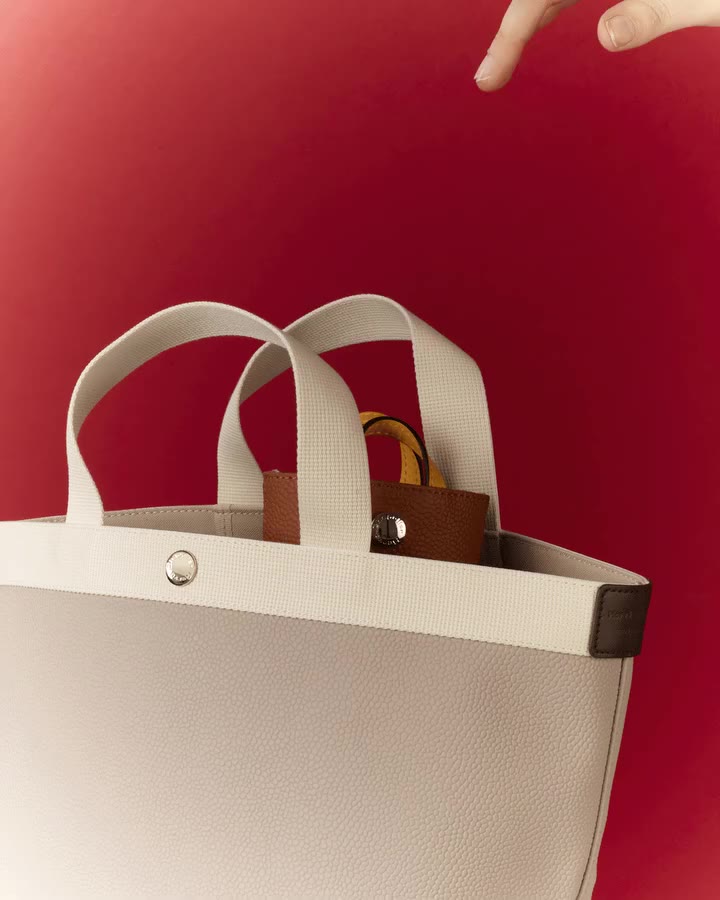 The iconic Chapelier's bag shape but make it *cute*. Discover the new sidekick…