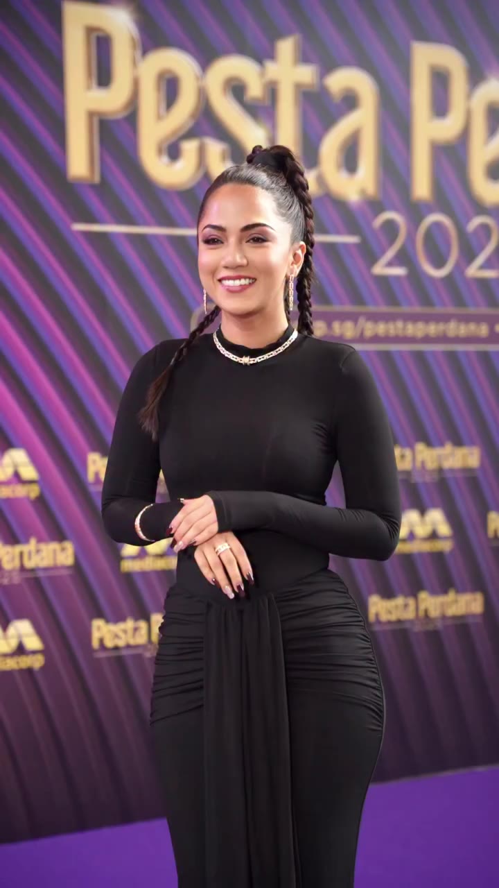 Incredibly honoured to present the radio awards at #PestaPerdana2025🧚‍♀️…