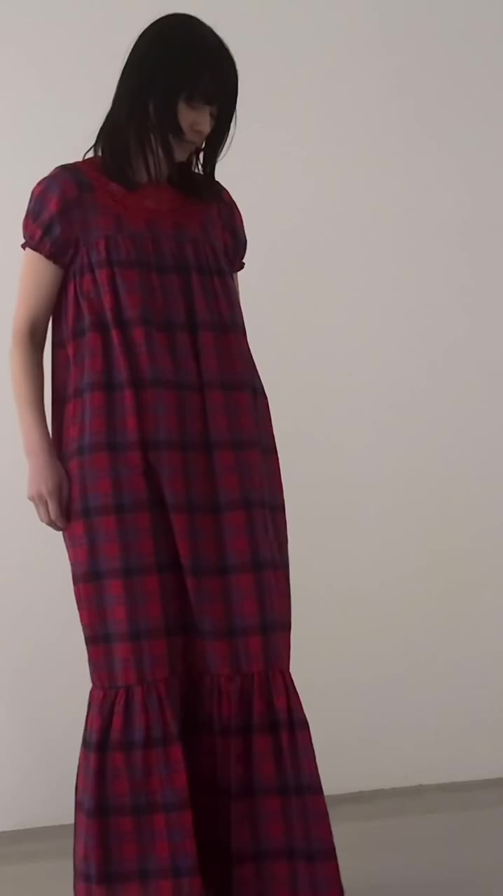. 《NEW ARRIVALS》 HOLIDAY KUMA LACE GINGHAM CHECK PUFF LONG DRESS 55,000 YEN…