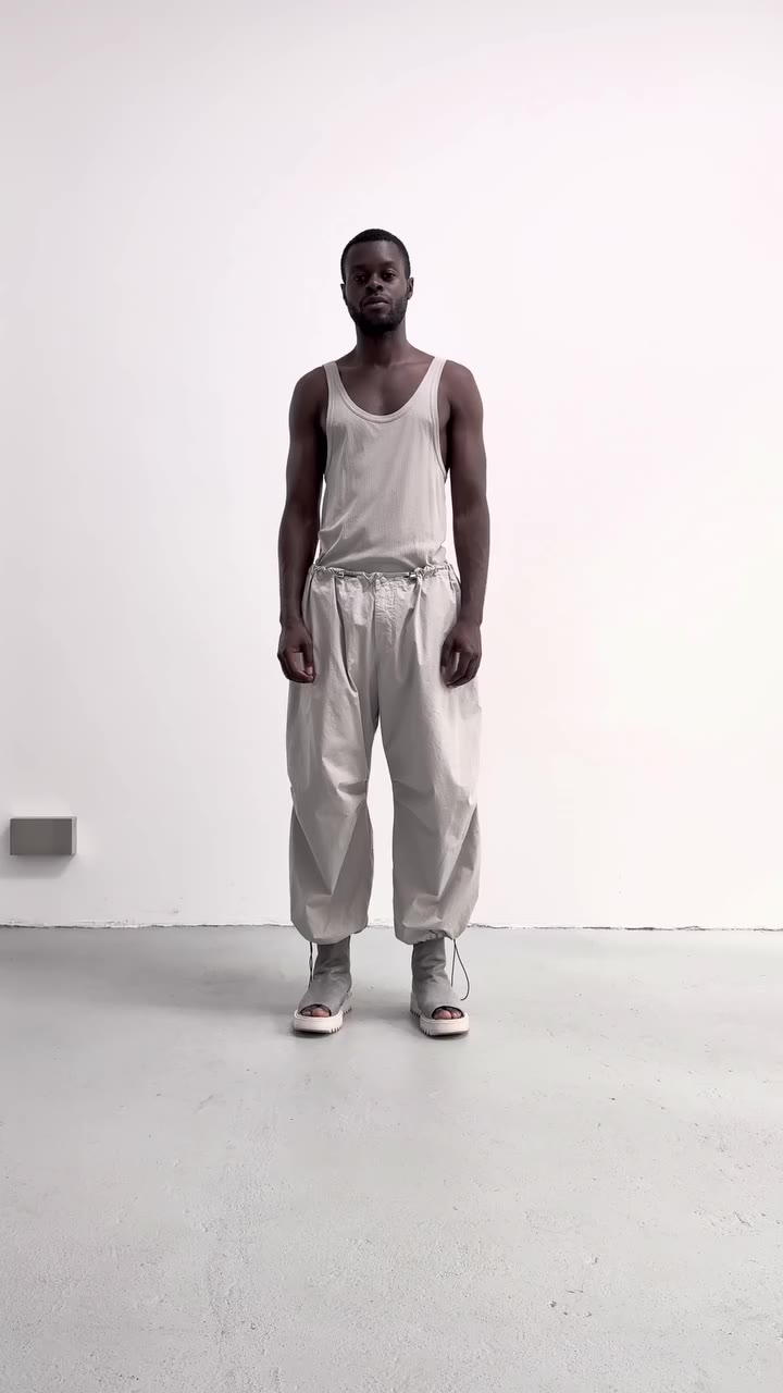Andrea Ya’aqov Pants & shirt / Incarnation sandals / Daniele Basta Bag 🤍