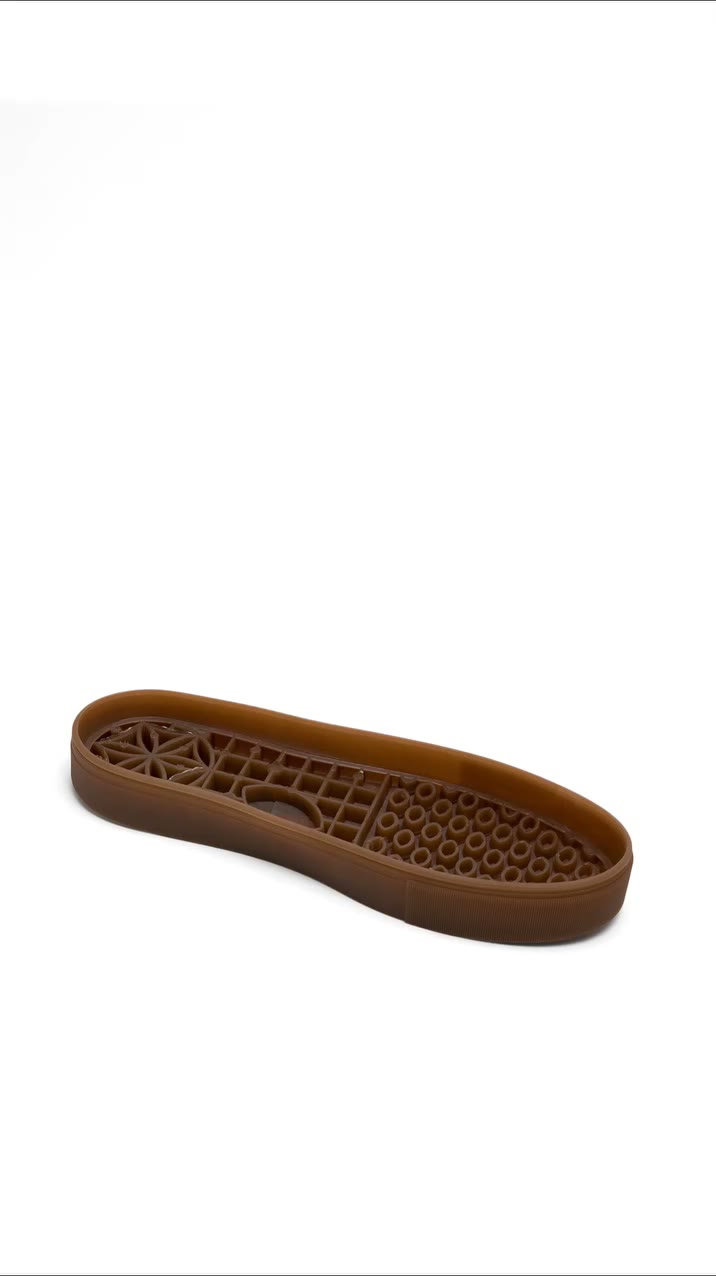 ♻A SOLE DESIGNED TO COME BACK♻ At Vesica Piscis, circular design isn’t a trend…