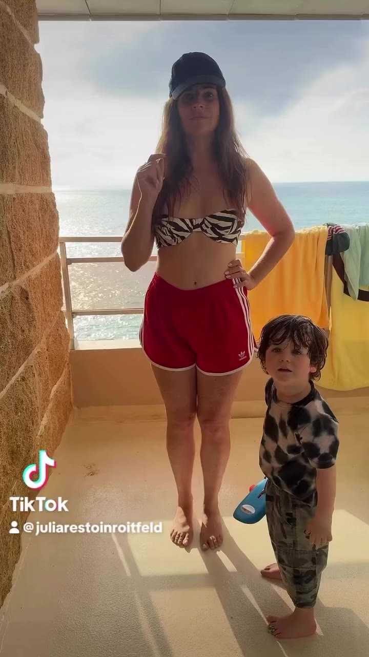 Holiday Mode Finally Activated ❤️🧡💛