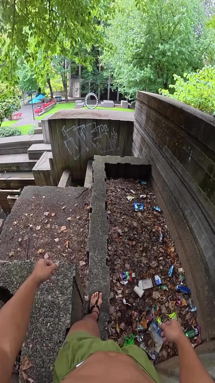 Bedrock Parkour via @parkour.jang 🪨 #forthoseabouttoBEDROCKwrsaluteyou 🎸