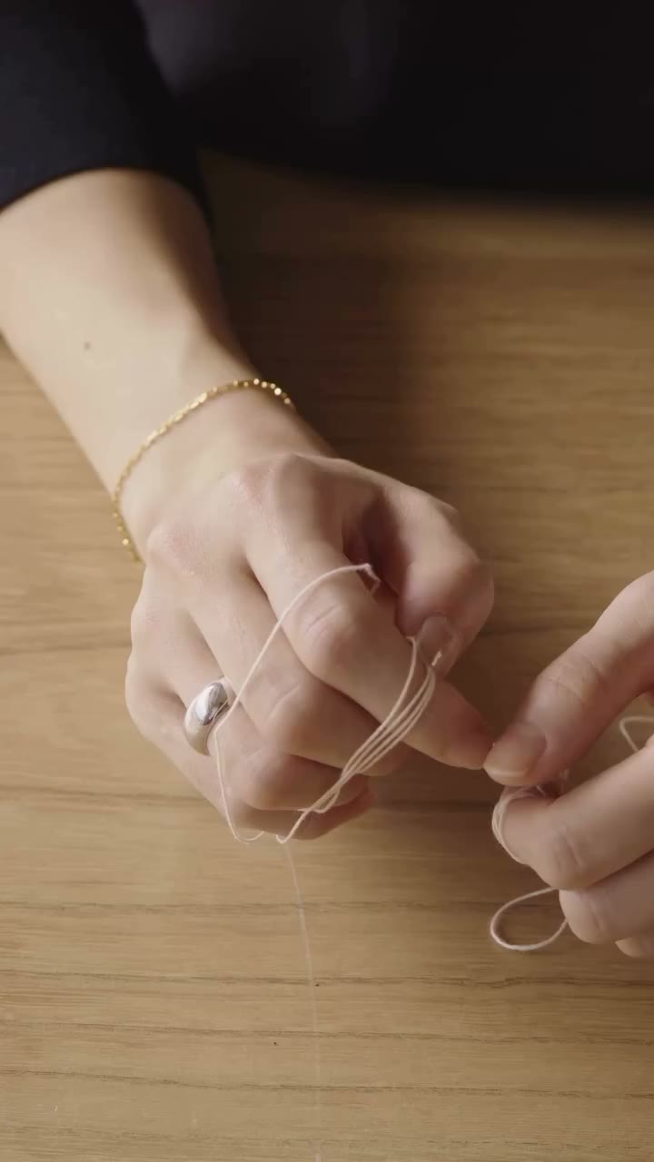 《COVERCHORD FEATURE》 JEWELRY SELECTION 日常にこそ、ときめきのジュエリーを 何気ない日も、特別な日も。…