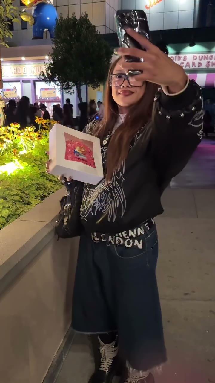 donut judge me or else i’ll cry