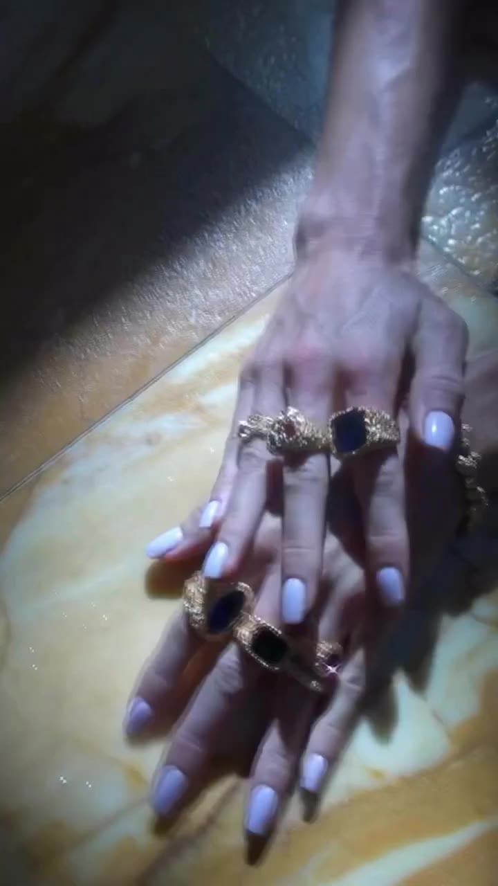VC SAPPHIRE RINGS WWW.VENEDACARTER.COM