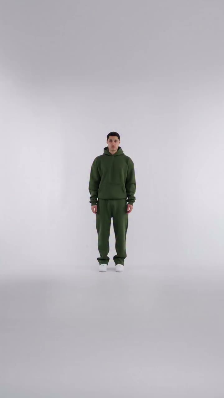 TOMORROW – DECEMBER DROP 🚀 07.12 – 12:00 CET Neuer Monat. Neue Farben. Wir…