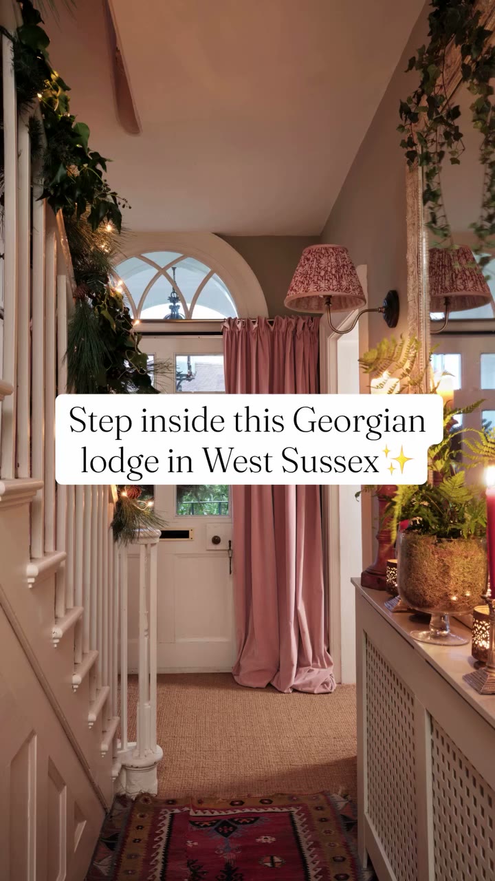 Textile designer Kate Forman has warmed up this Georgian lodge with rich…