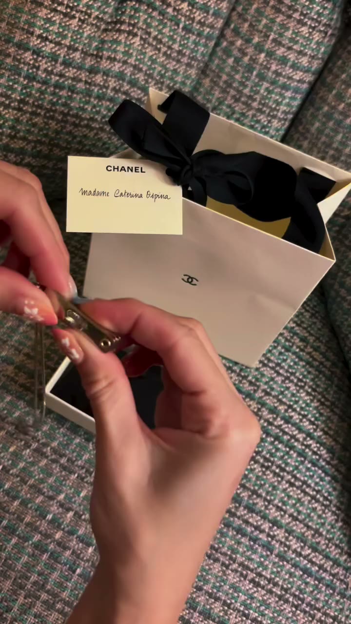 @chanelofficial @matthieu_blazy 🩷🩵💚💛