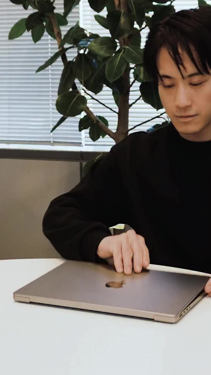 CASIO DESIGNのデザインサイト、”CASIO DESIGN WEB”ではデザインの仕事や、アワードの受賞歴、デザイナーズブログなど、多彩なコンテンツ…