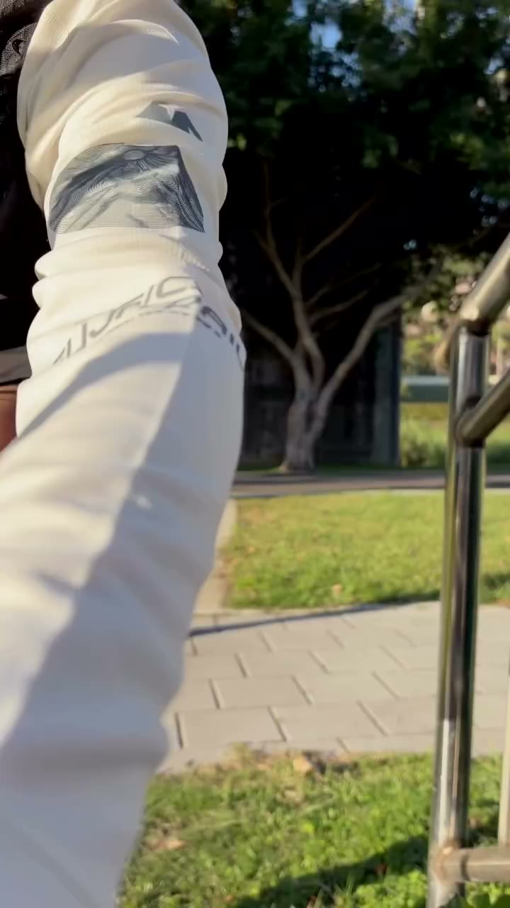 Life at OUTDOOR MAN — Running Edition - → On｜Ultra 輕量排汗運動帽 → ASICS 亞瑟士｜女款…