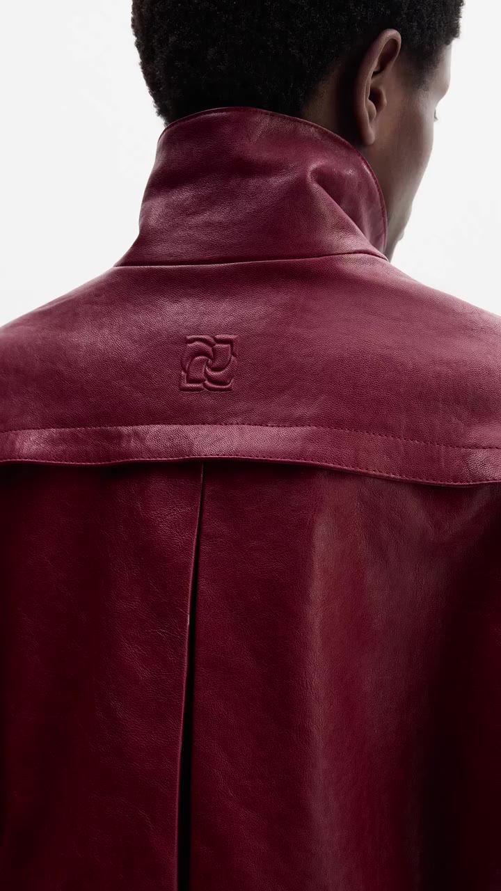 The power of Red. More than a color, it’s an attitude. A decisive chromatic…