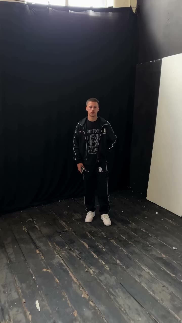 DETAILS ON OUR SK LJ TRACKSUIT🎬