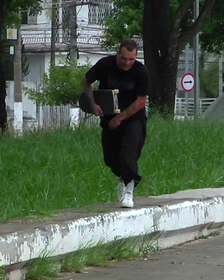 Um pouco do processo do Gap to 50-50 de @gasparjonny no Pacaembú. Assista…