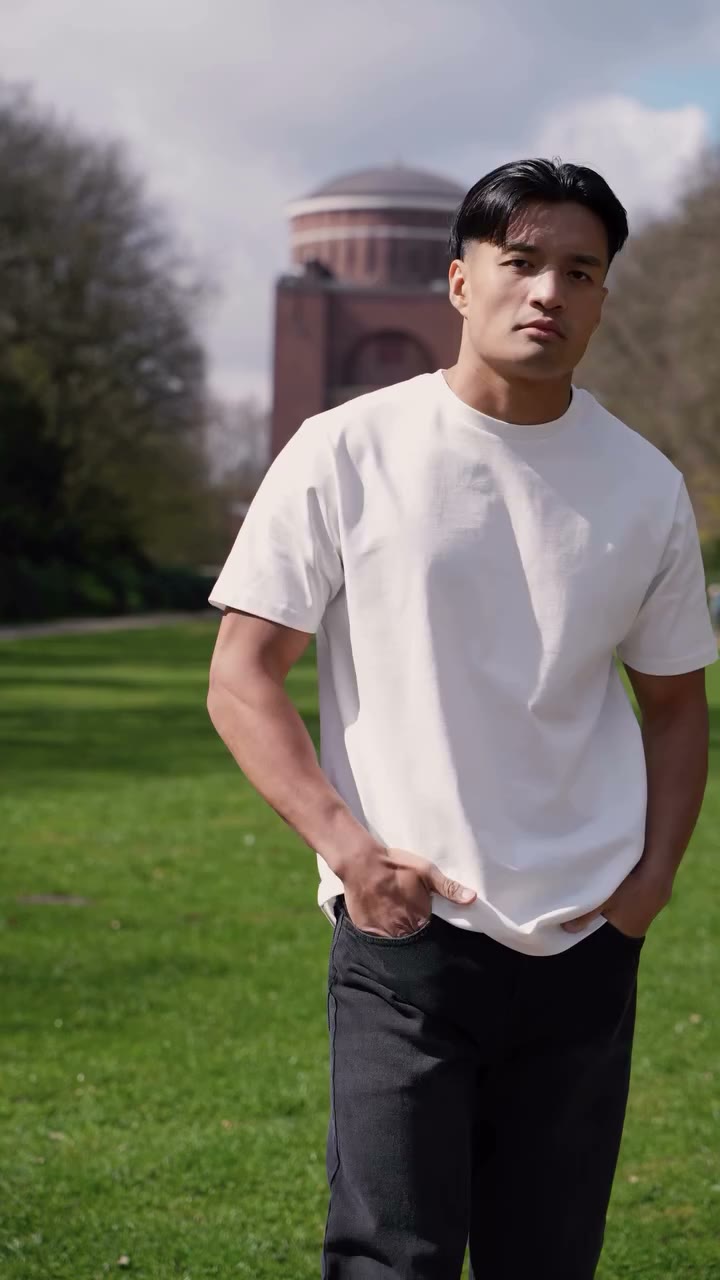 diese shirts sind absolute alltagsbegleiter. unsere regular fit shirts gibt es…