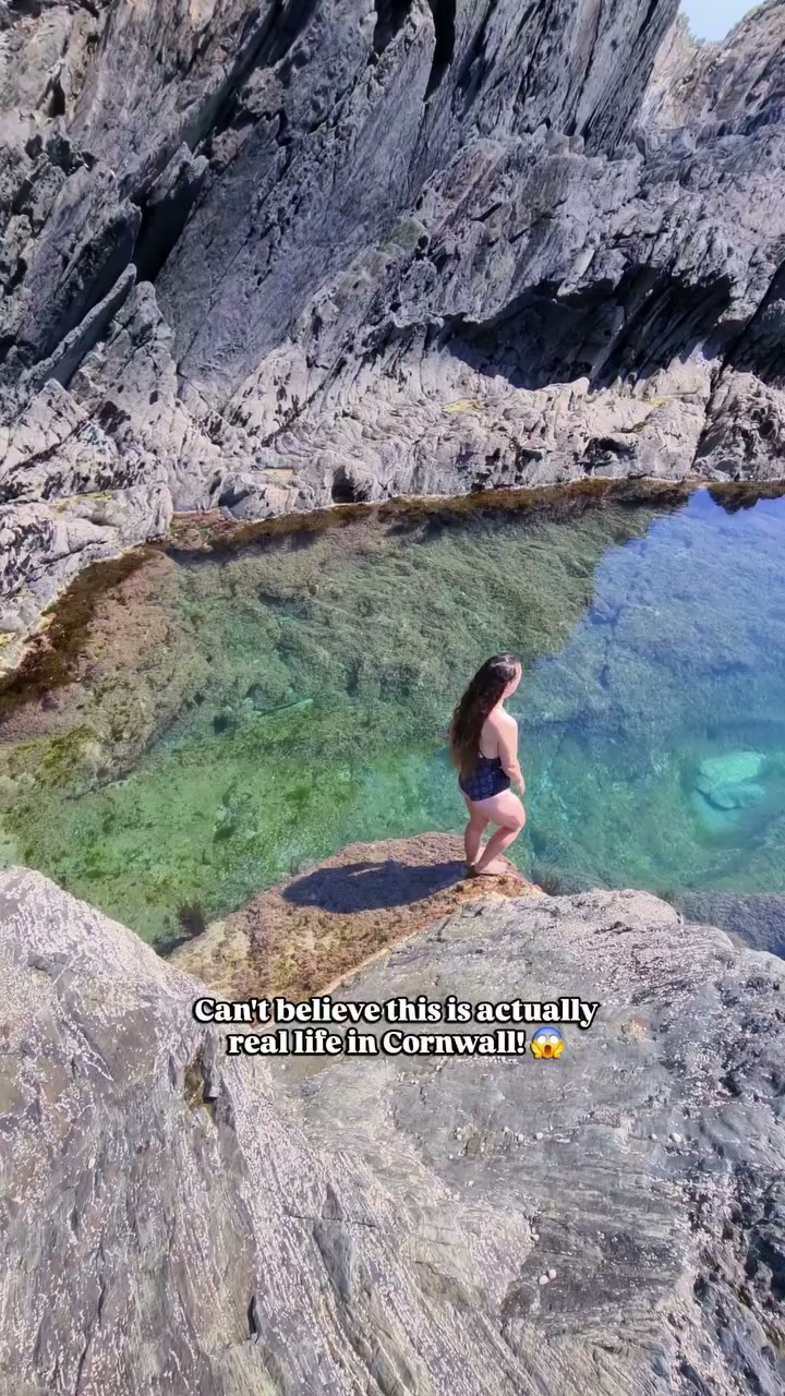 Chapel Pool in Polperro can look so ridiculously perfect! Really no words…
