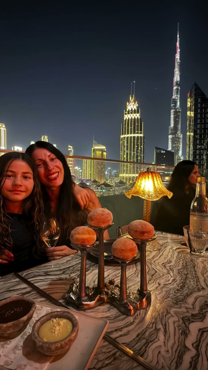Saturday night out with my girls 😎 #Dubai #ilovedubai #nightlife