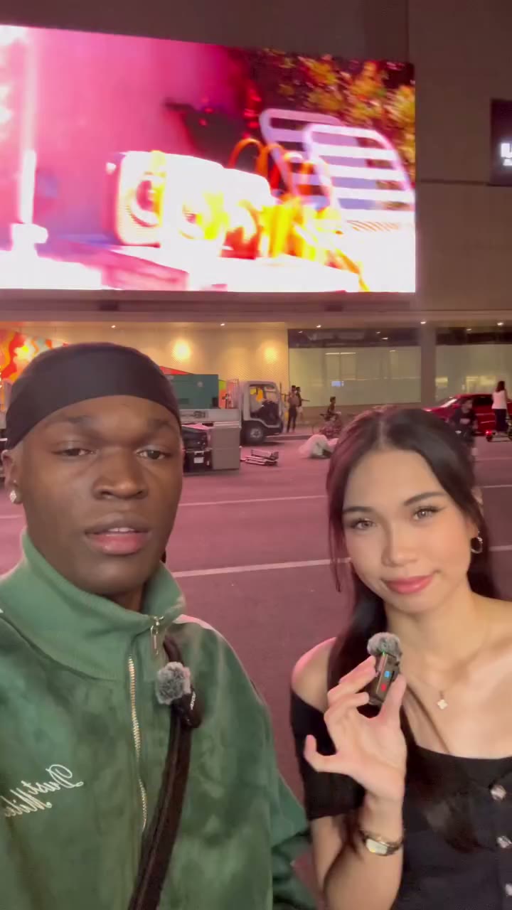Some one got a green flag ✅ 🤣 @jewbxrry @justrv_ @kim.chii._