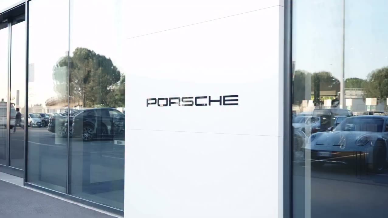 Un incontro tra icone senza tempo: Porsche e @shangrilaheritage raccontano il…