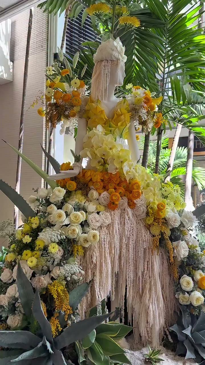 Chicago - join us at @900shops this week for Fleurs de Villes FLORA – a…