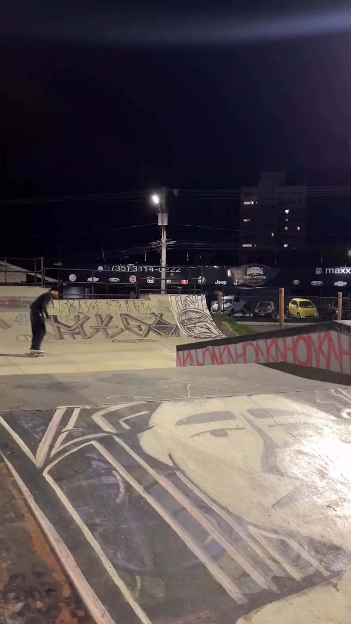 @davi.theobaldo na pista do parque em Poços de Caldas. 📹@maduf_martins…