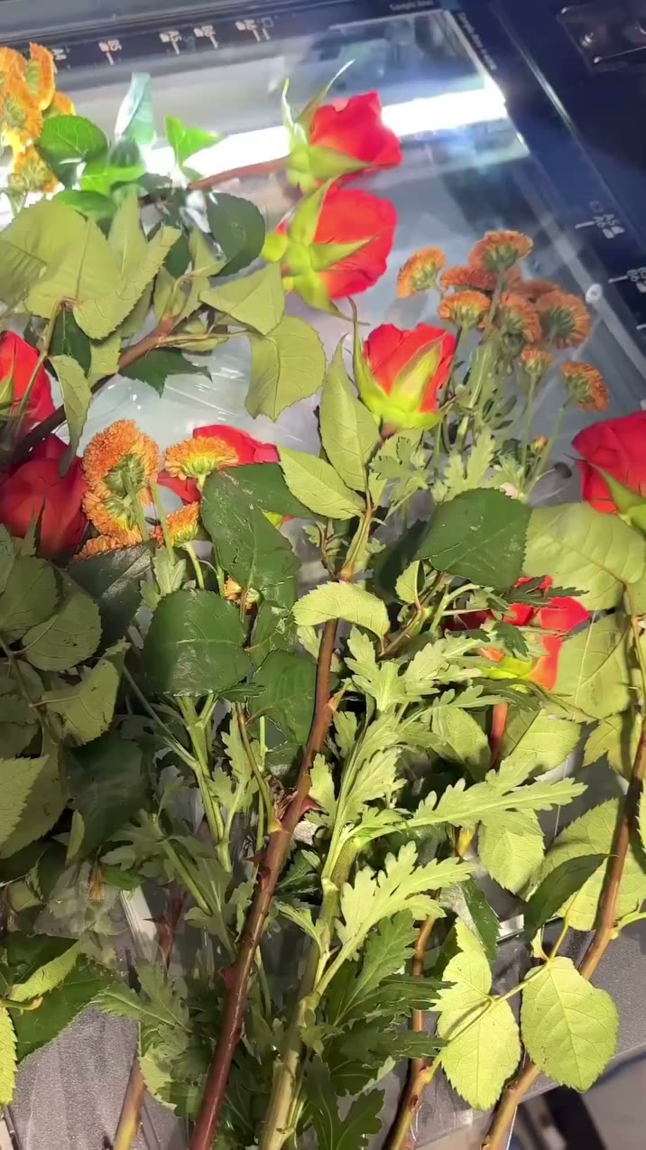 from flowers to the finished design, here’s the process of how I made the…