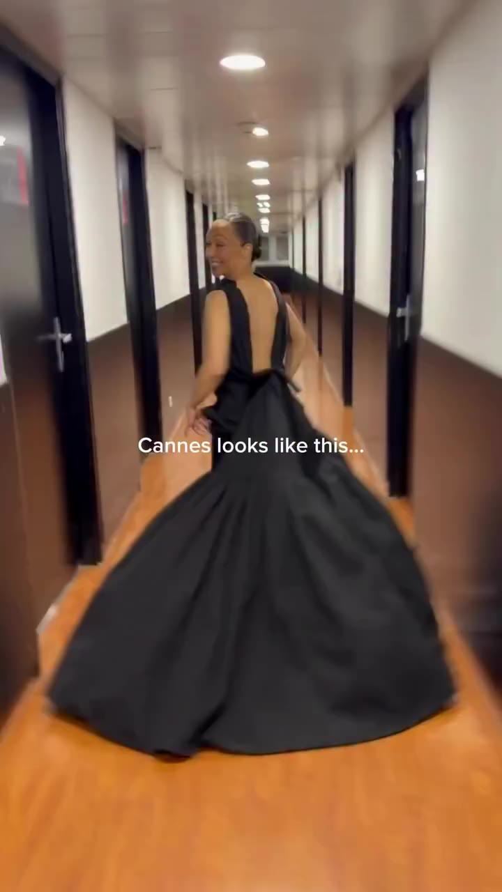 Cannes can be chaos. Thank you @airbnb for giving me a soft place to land 🌹