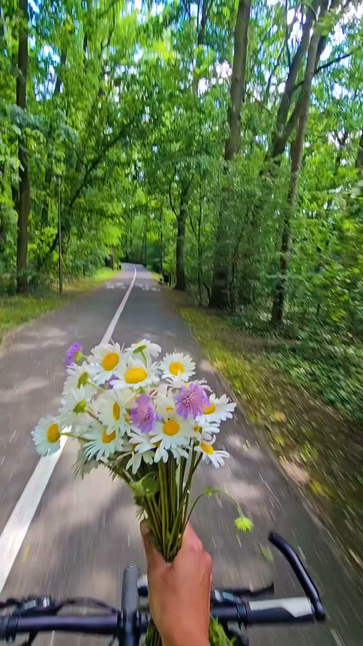 Ilość dobrych rzeczy w Twoim życiu, zależy od zdolności ich zauważania 🌸 🌞…