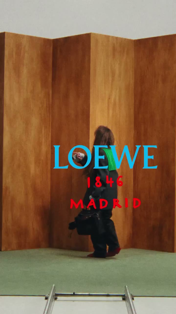 180 years of LOEWE. A cast of artists and friends of the House celebrates…