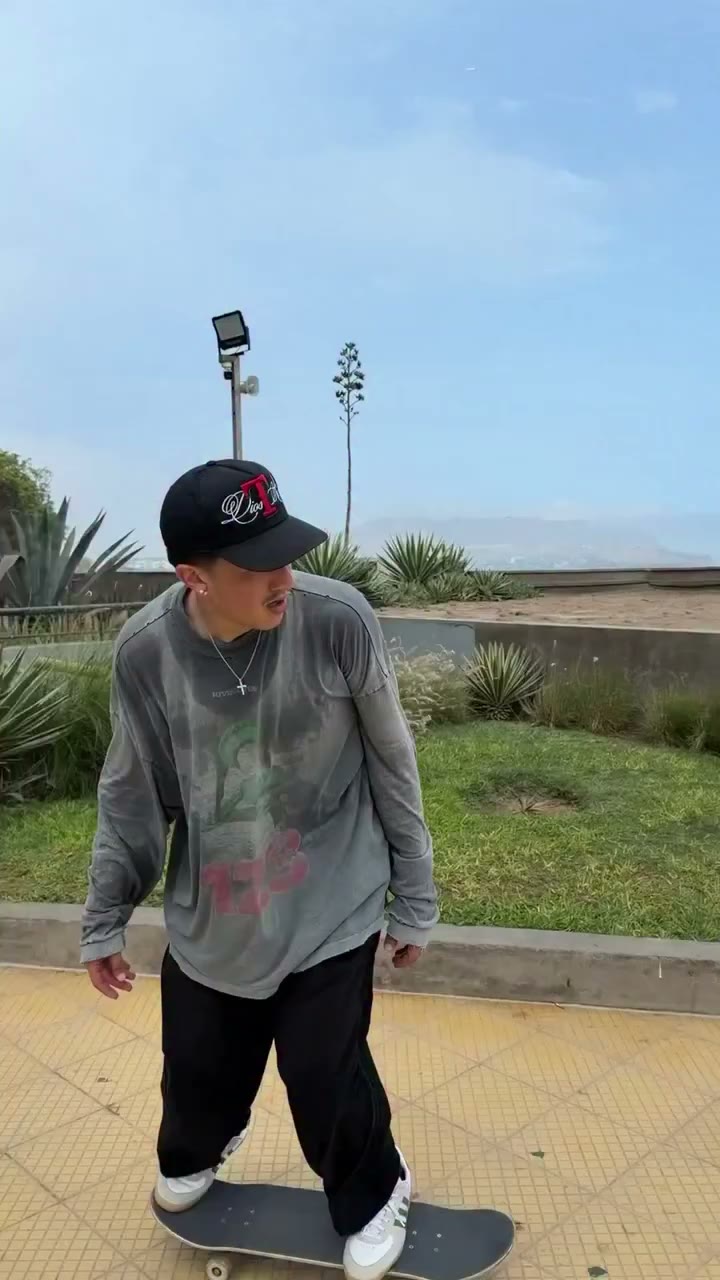 @_diegonajera in Lima, PERU #grizzlygang