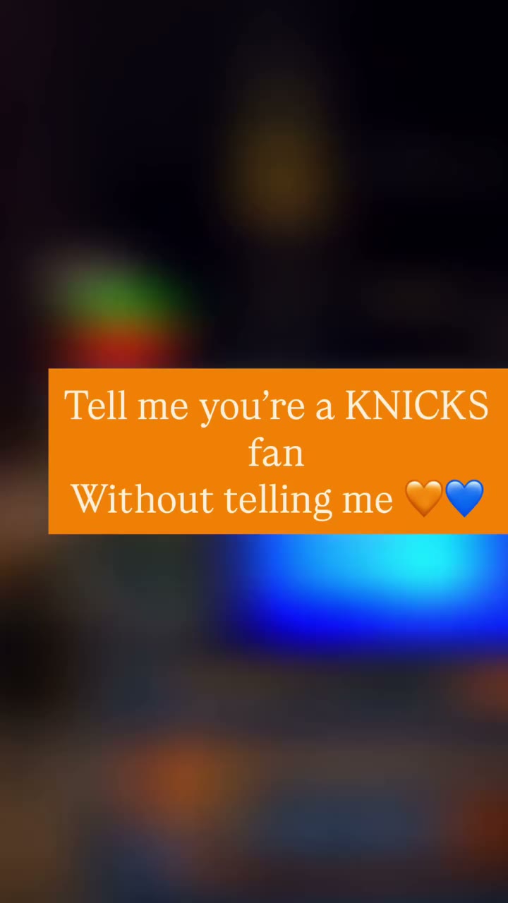 Knicks fans will get it. 🧡💙🏀 Now comment below which luxury accessory stole…
