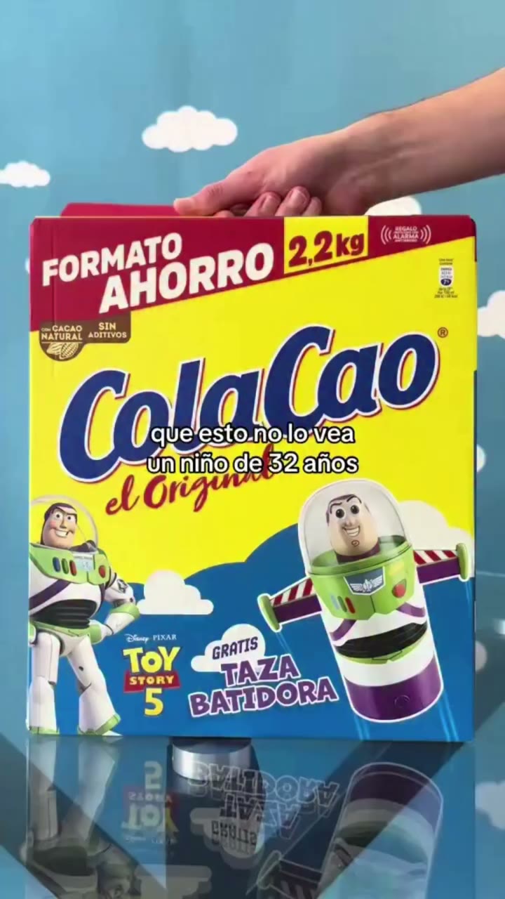 Mi niño interior está chillando🫠 #colacao #fyp #buzzlightyear #toystory