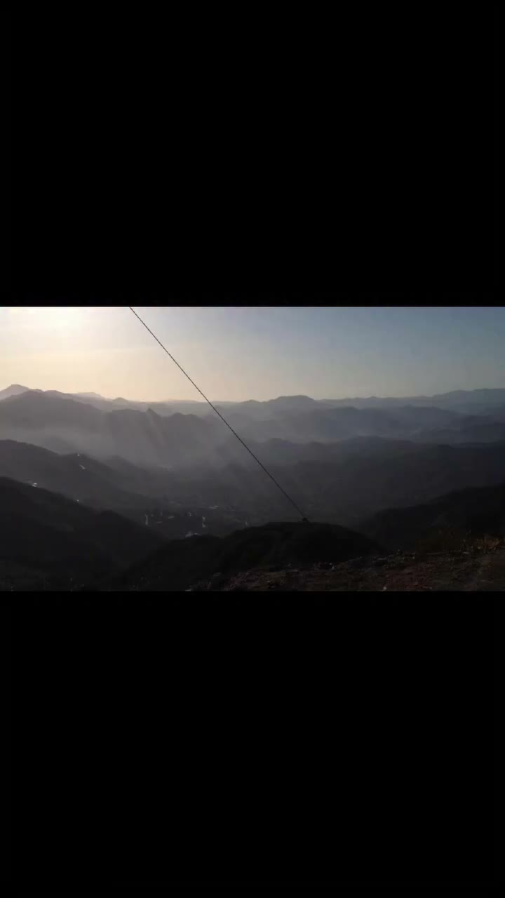 Throwback Thursday. 🎬 Hollywood Hills LA 🇺🇸, 2014 Just three guys making…