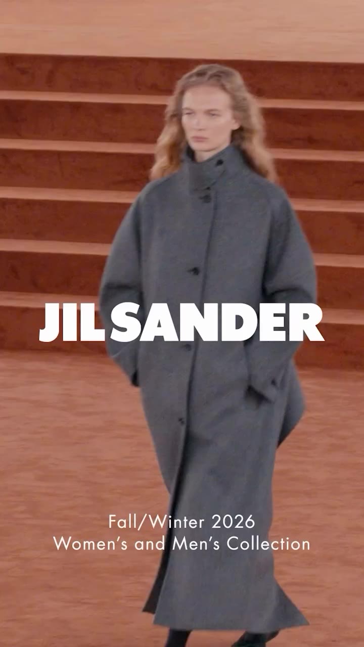 Discover the Jil Sander Pre FW 2026 collection at LuisaViaRoma’s flagship…