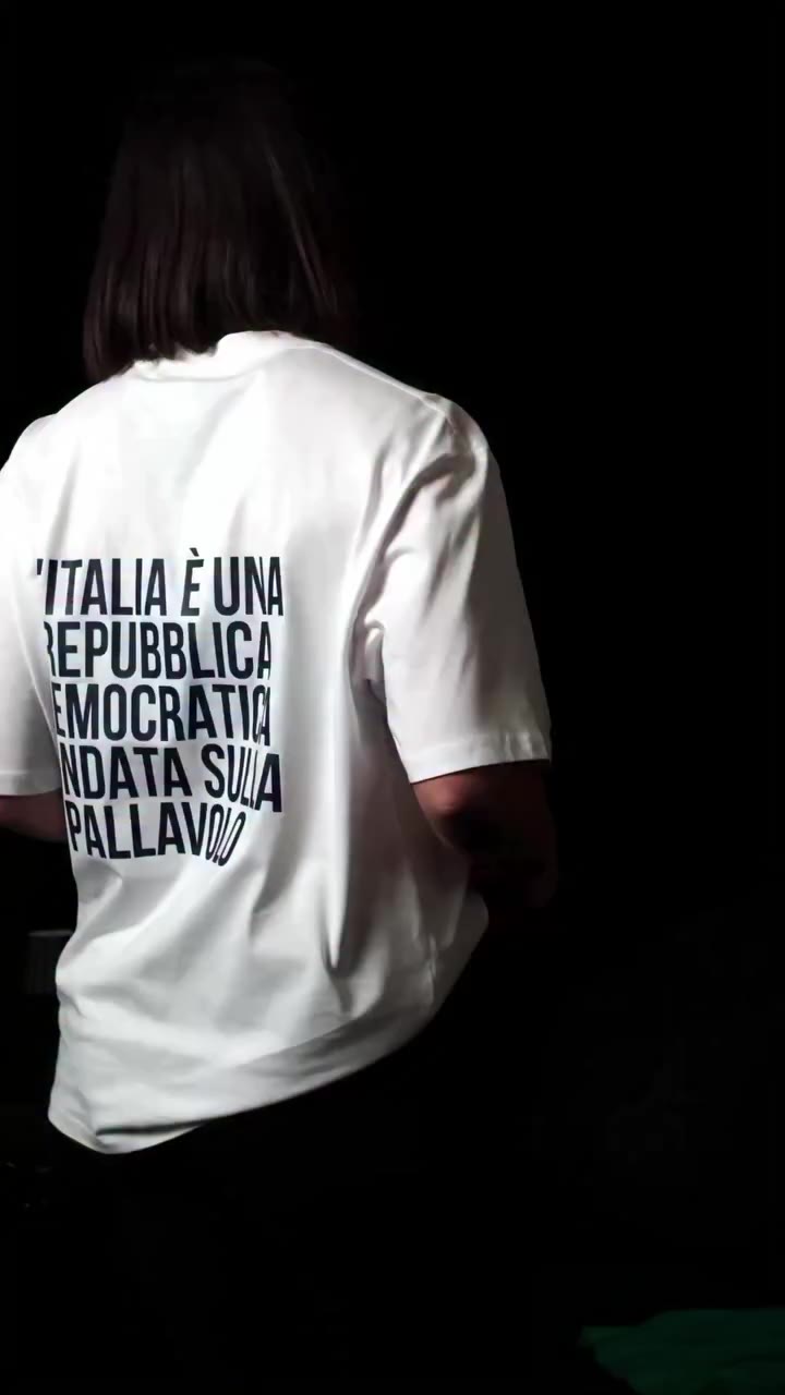 L’Italia è una Repubblica democratica fondata sulla pallavolo 🏐 Da chi gioca…