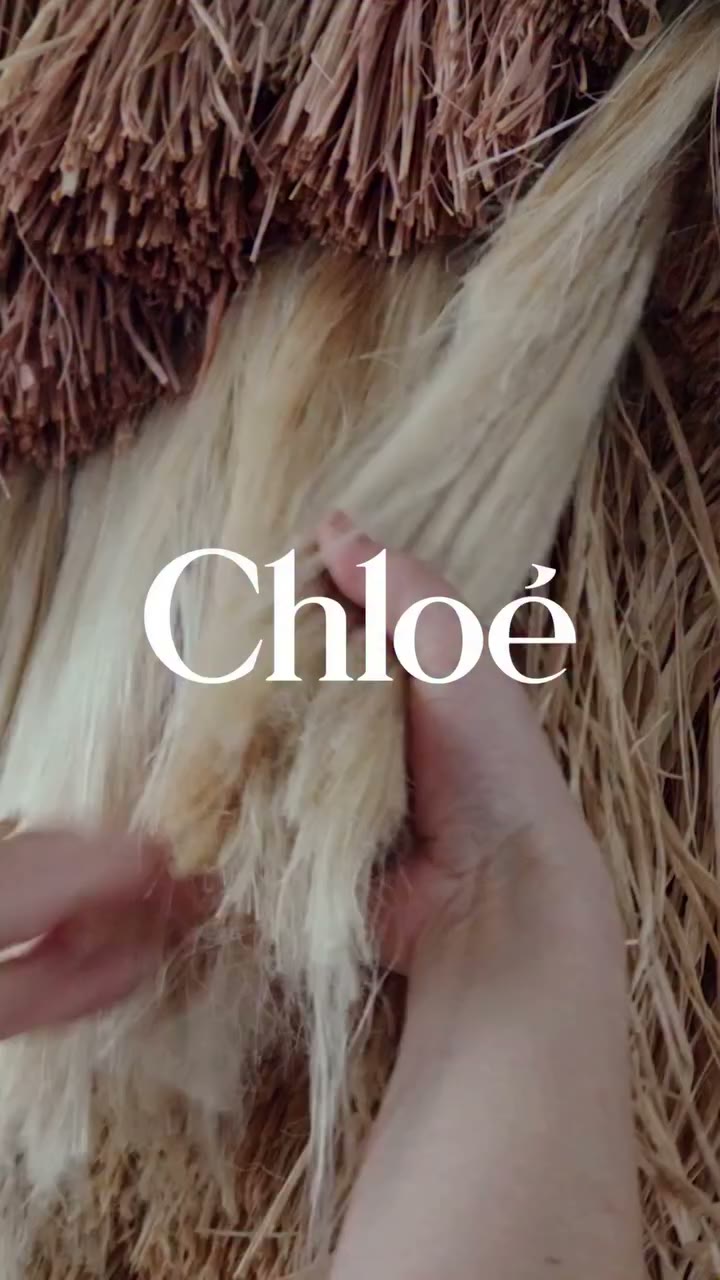 For the new Chloé summer boutique in Ibiza, the Peruvian-born, Barcelona-based…