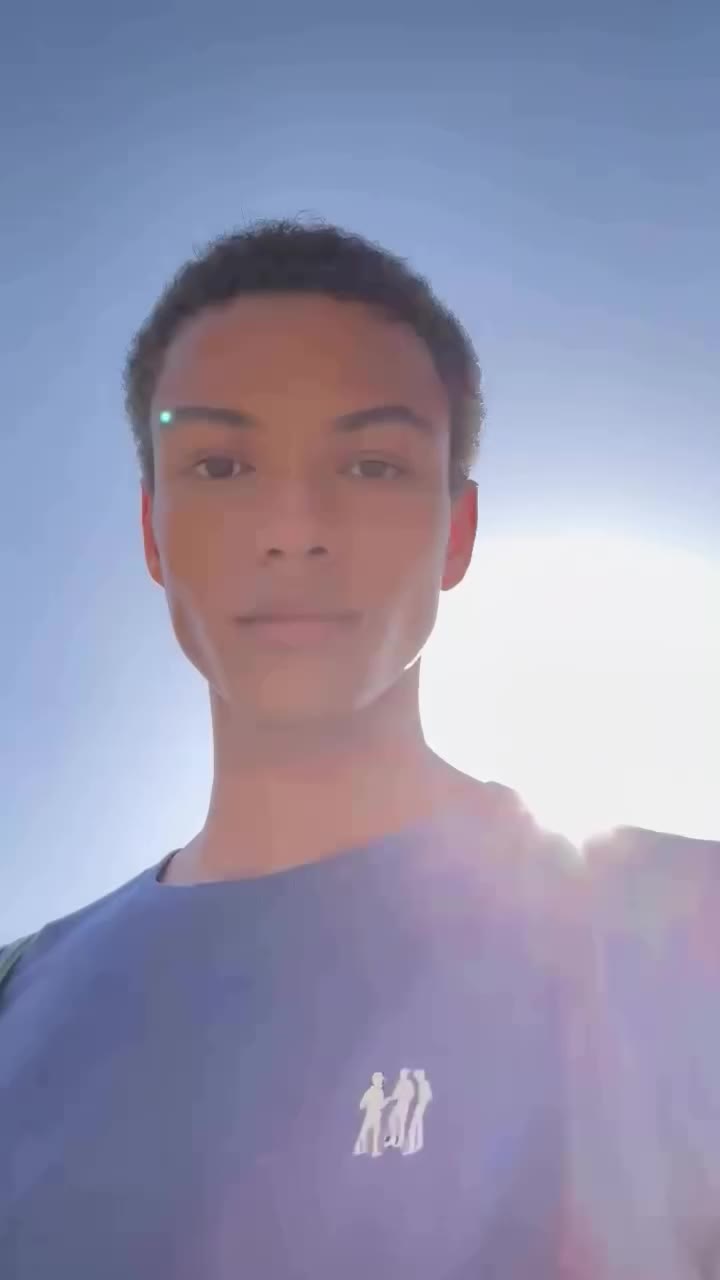 Sur la vague @louisvuitton pour le défilé spring/summer 2027 de @pharrell avec…