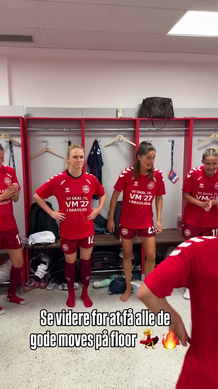 Fredags-stemning på dansegulvet 🔥💃 #ForDanmark #FIFAWWC