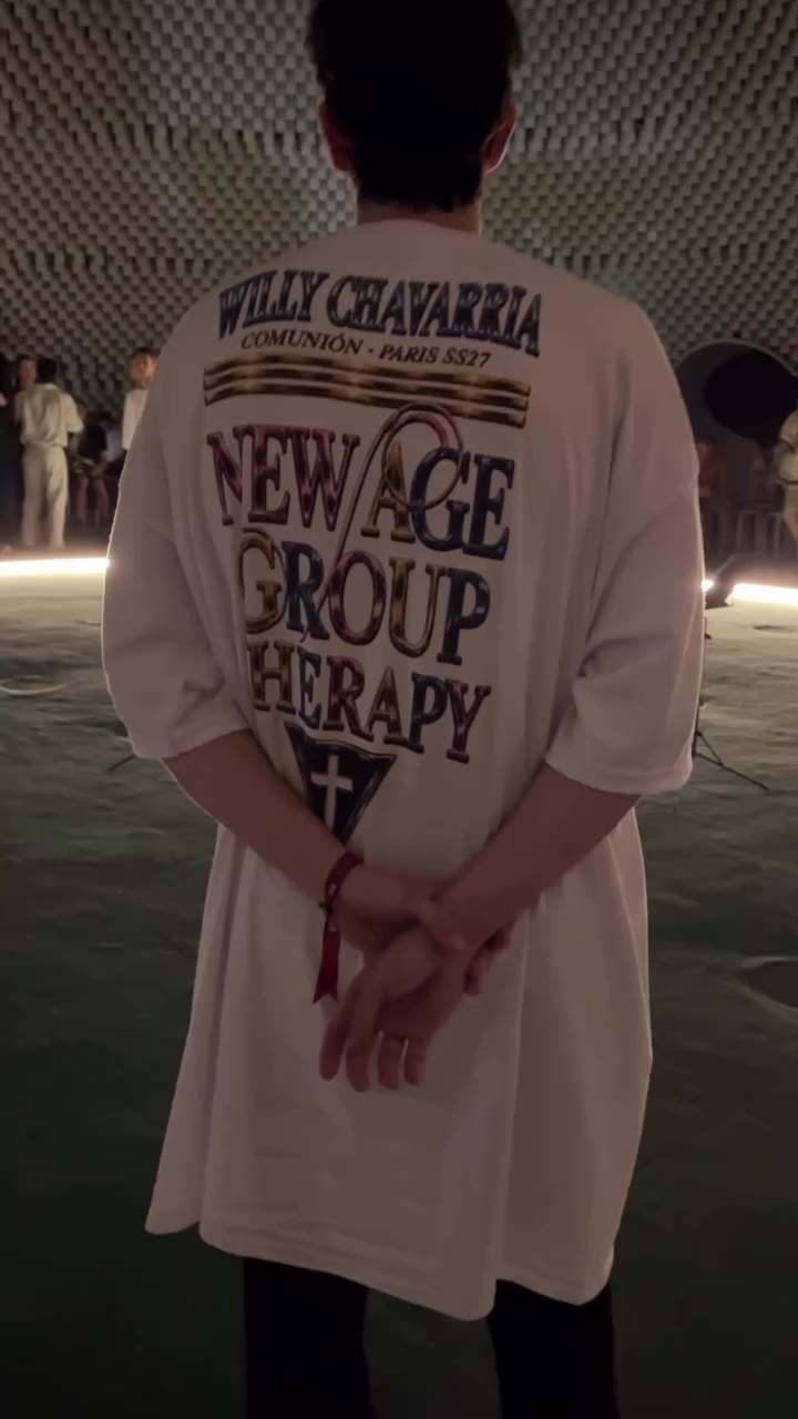 The Willy uniform pre-show lowkeee like a cool streetwear cult. Oversized so u…