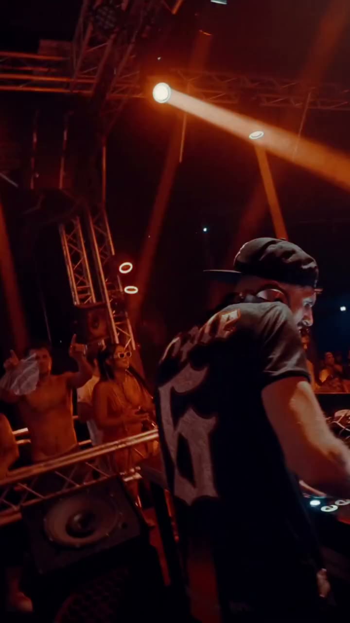 PURE CHAOS IN BORDEAUX! 🥵🔊🔥 CANT WAIT TO BE BACK⚡️ #uptempo #madness