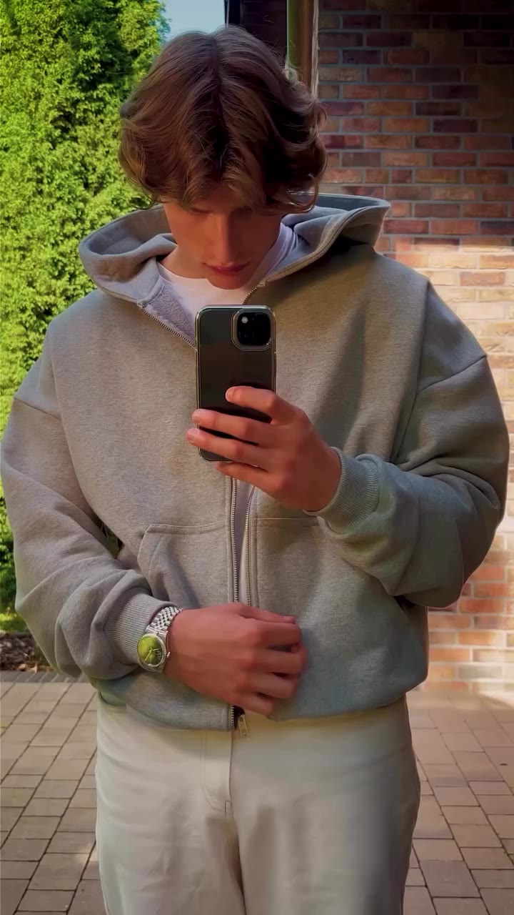 Dust grey zip hoodie 🔝 Made in Poland 100% cotton • 470 GSM